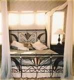 pictures of Girls Metal Bed Frames